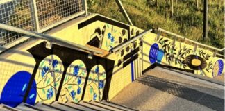 Dans la vallée de l’Hérault, Majeon signe une fresque sur une passerelle piétonne