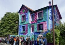 A Toulouse, le collectif Salade Suprême rouvre la maison Chez Babayaga pour une dernière saison avant démolition